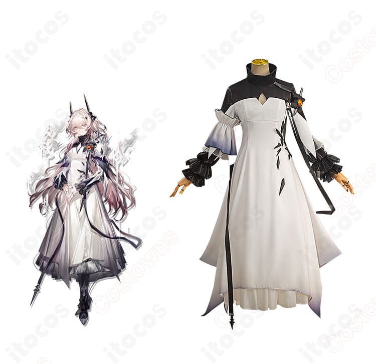 アークナイツ テレジアのコスプレ衣装とキャラクター比較。正面からローブのシルエットと刺繍を確認できるコラボイメージ。イベント・撮影向けの高再現モデル。