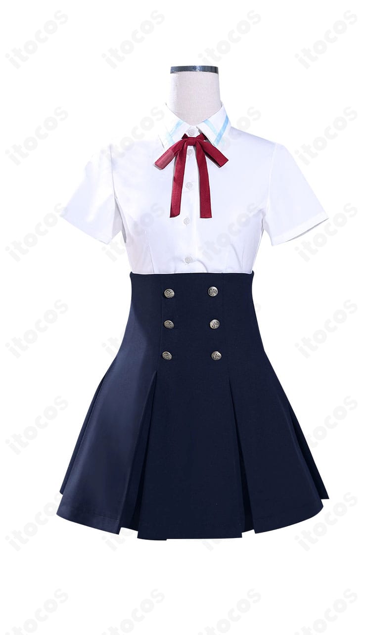 結城明日奈 学園制服の白シャツ前面ディテール。襟元と前立てのステッチが整った高品質な仕立てを示すアップ。