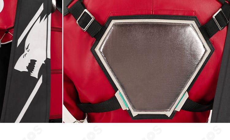 レイス コスプレ衣装の背面装飾詳細。コートの後ろ身頃と背飾りのレイヤー感が分かる