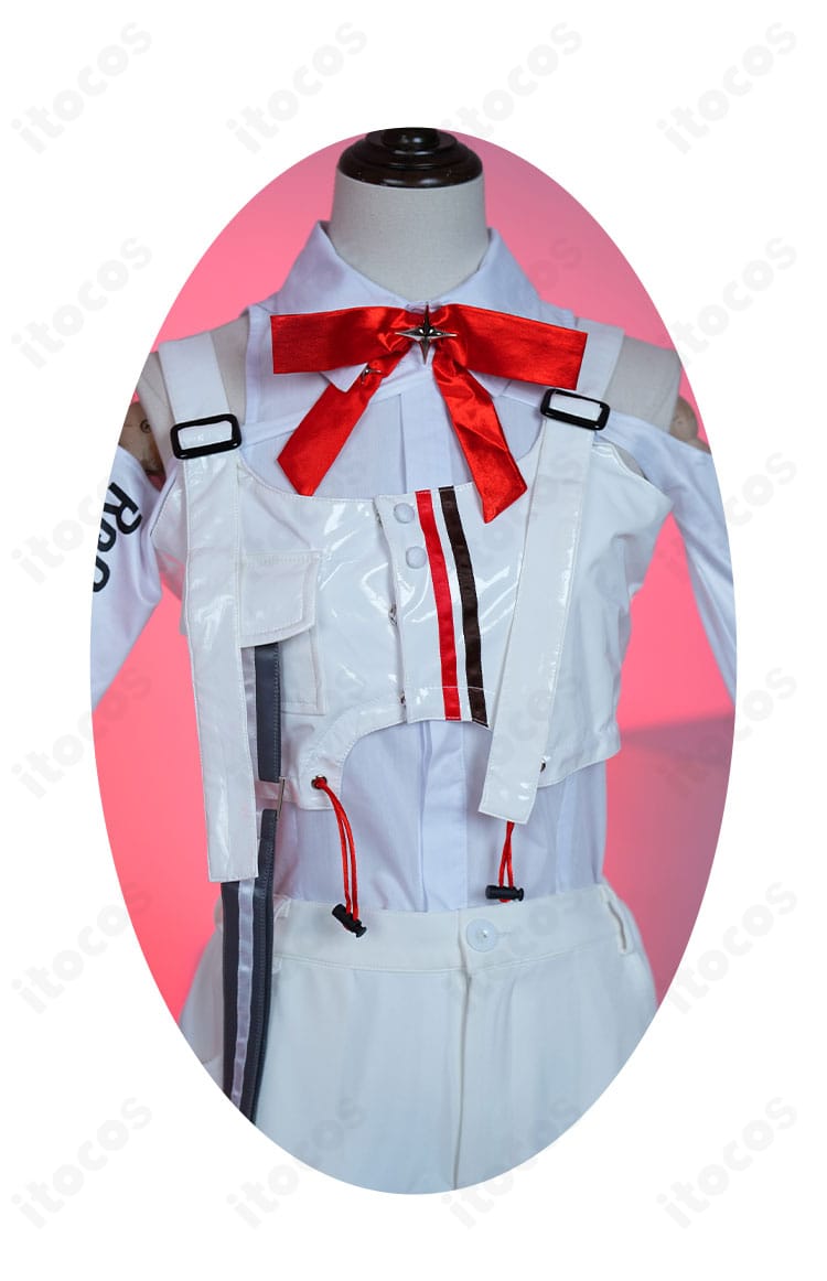 音乃瀬奏コスプレ衣装の装飾ディテール。精緻な刺繍風意匠と花柄デザインの質感をクローズアップ。