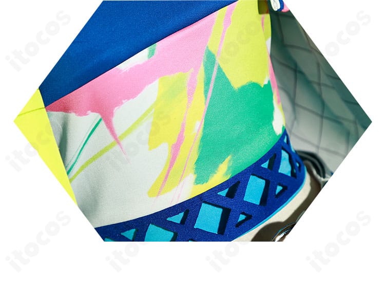 ウエストのベルトと腰部装飾の配置・質感が伝わるディテール画像