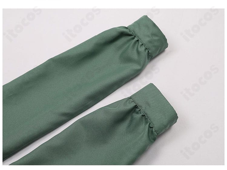 袖の装飾ディテール。手元までソフィーらしさを感じる繊細な意匠のクローズアップ。