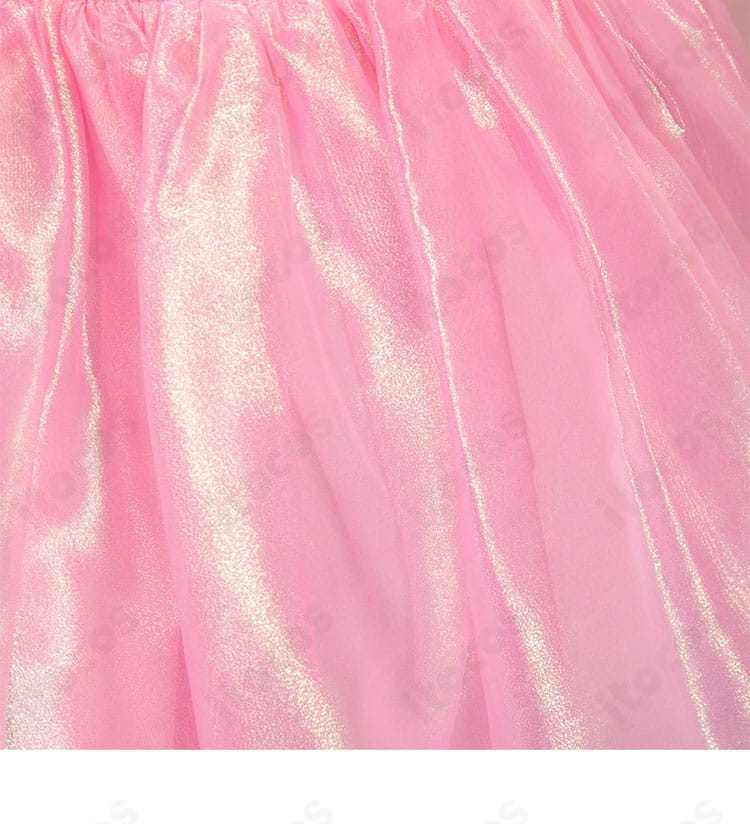 バービー衣装のスカート装飾ディテール。裾の意匠とボリューム感が伝わる近接カット。