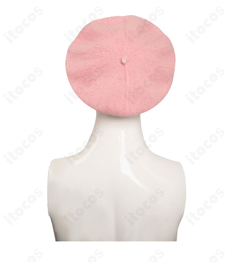 バービー衣装の帽子背面ディテール。後部の形状と縁の仕上げを示す。