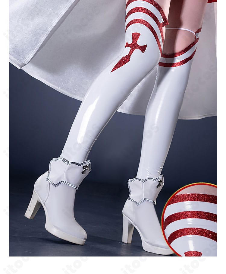 アスナコスプレ衣装のブーツ風レッグカバー。丈感とシルエットを示すディテール