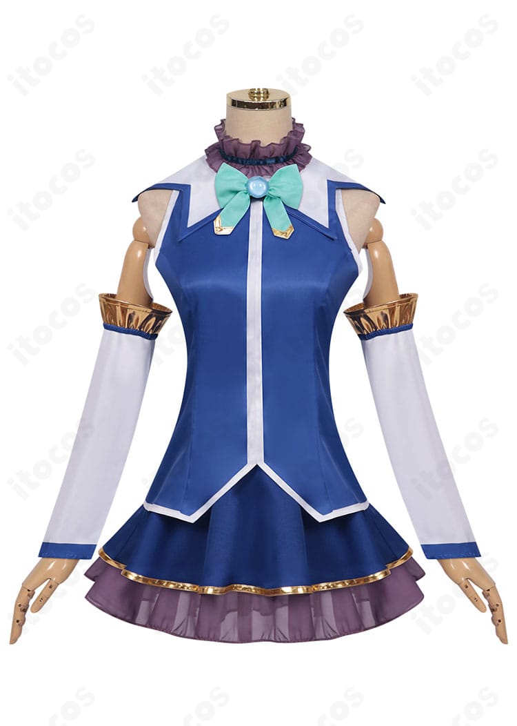 アクア コスプレ衣装 正面アップ、襟元や胸元の装飾と生地の質感を強調