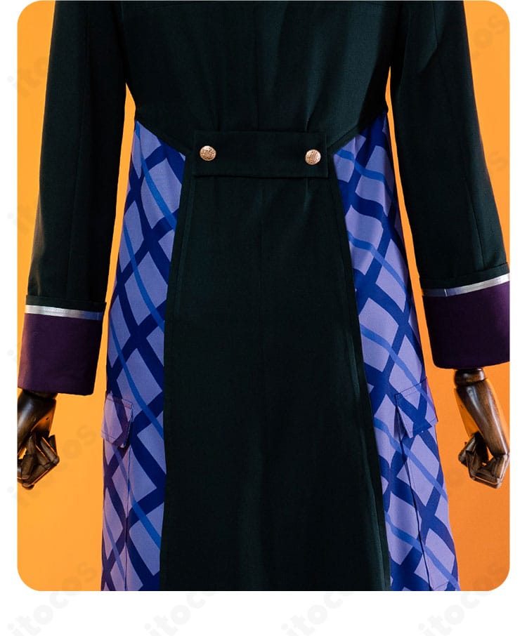 背面ディテール（センターベントとライン再現）