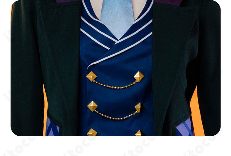 門襟装飾のクローズアップ（縁取りと装飾パーツ）