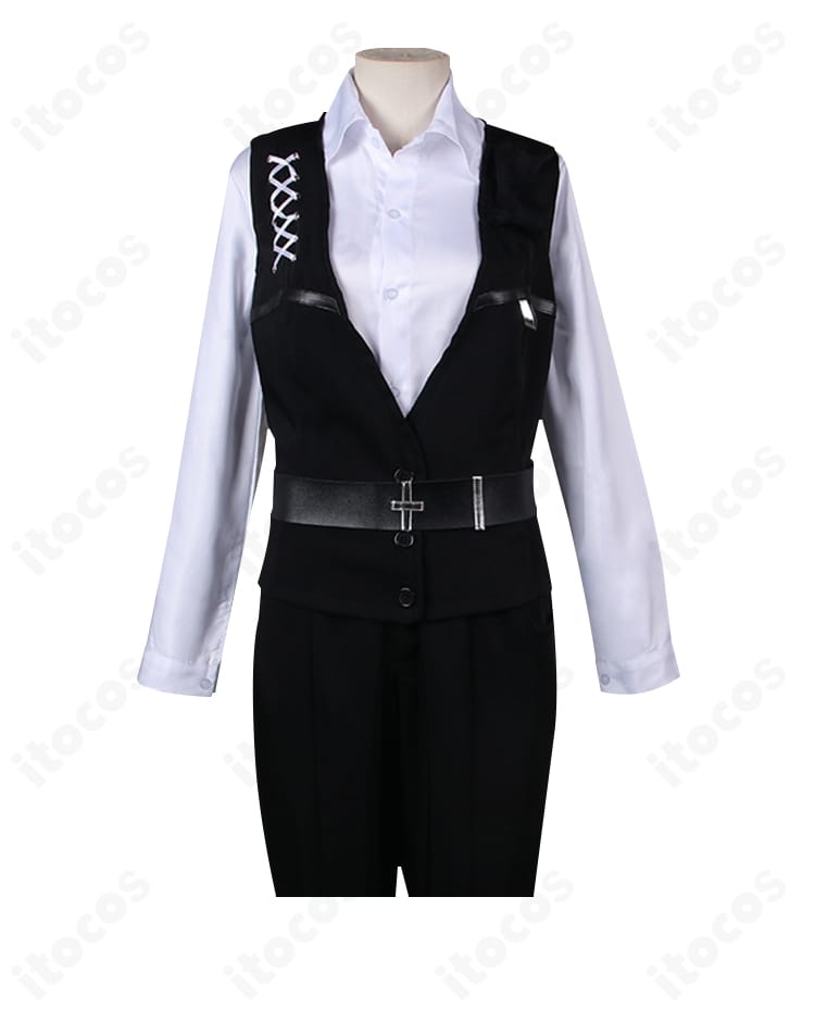 ロージャ衣装のシャツ正面ディテール。前立てやボタンの配置、ステッチワークの仕上がりをクローズアップ。