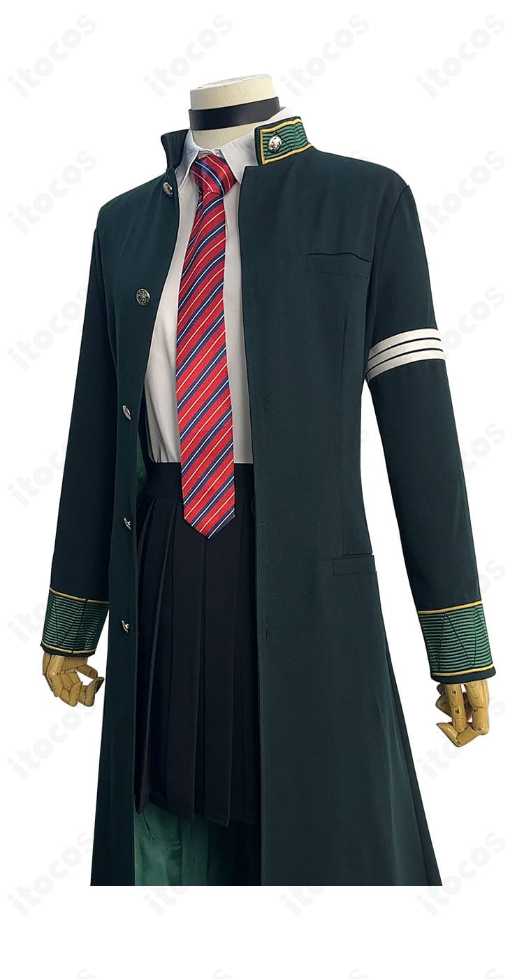 WIND BREAKER 椿野佑 制服コスプレのネクタイ装飾アップ。結び目と長さのバランスを確認できる近接写真。