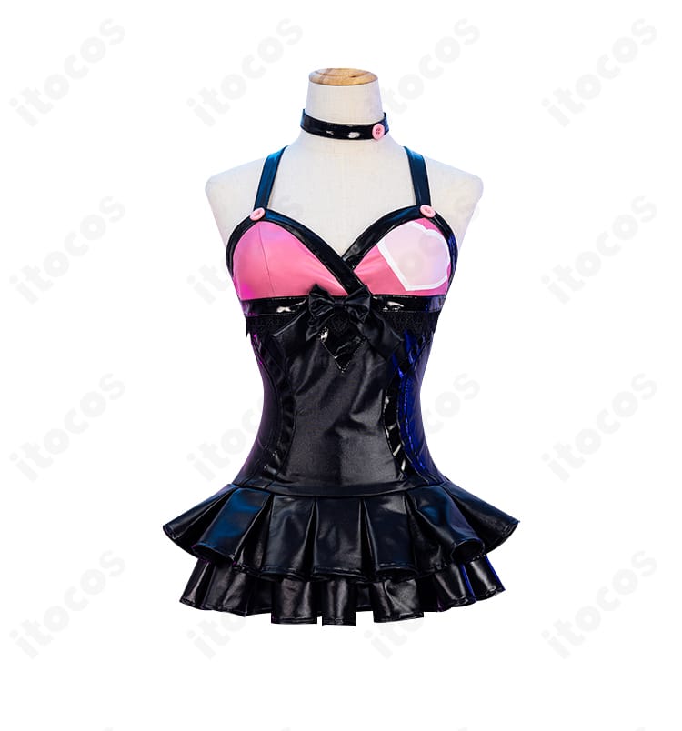 ラッキー・クロエ コスプレ スカート前面ディテール。フリルと装飾の配置、刺繍風意匠の見え方を近接で表示。