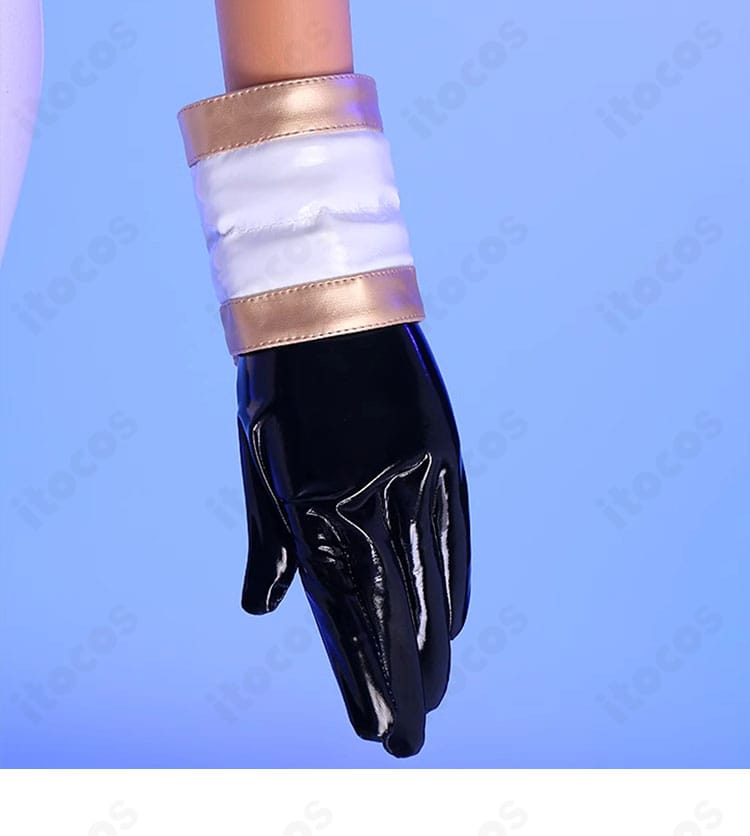 手袋と手首飾りのアップ。縁取りと装飾の質感、指先のフィット感が分かるディテール。