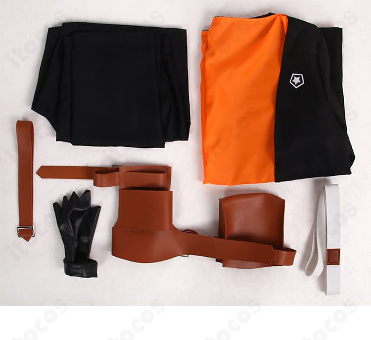 セット内容一式。コート、ズボン、ベルト、手袋、太もも飾りを並べたハッピーケイオス衣装