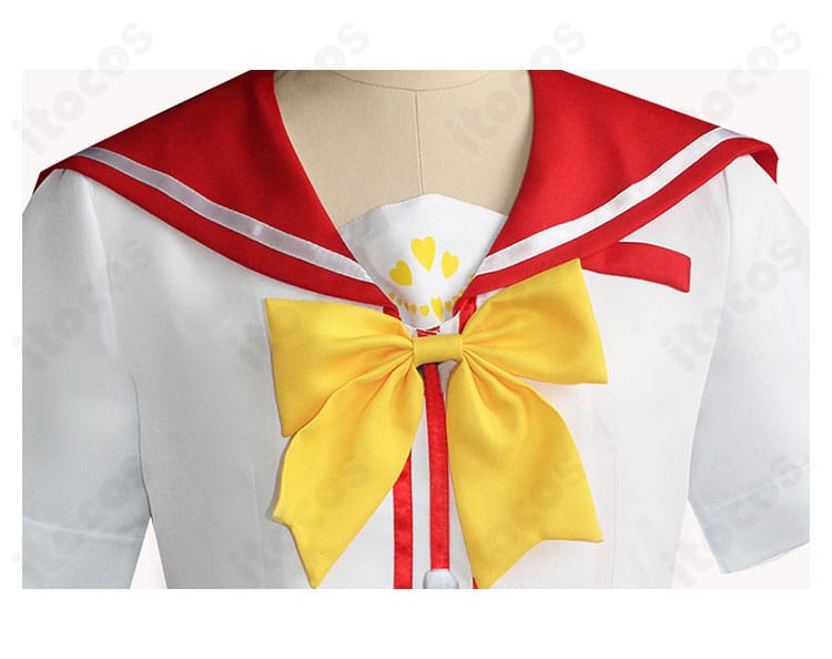 Charlotte 乙坂歩未 夏制服の蝶結び装飾ディテール。結び目の形と質感が伝わるアップ。