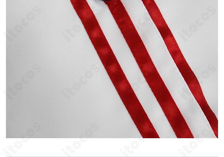 Charlotte 乙坂歩未 夏制服の襟デザイン。門襟の形状とライン取りを示すディテール。