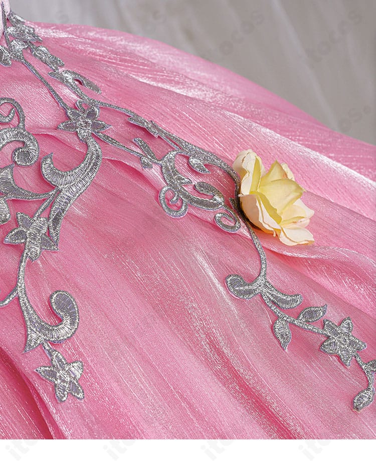 シルフィード衣装 スカート花模様の近接ディテール