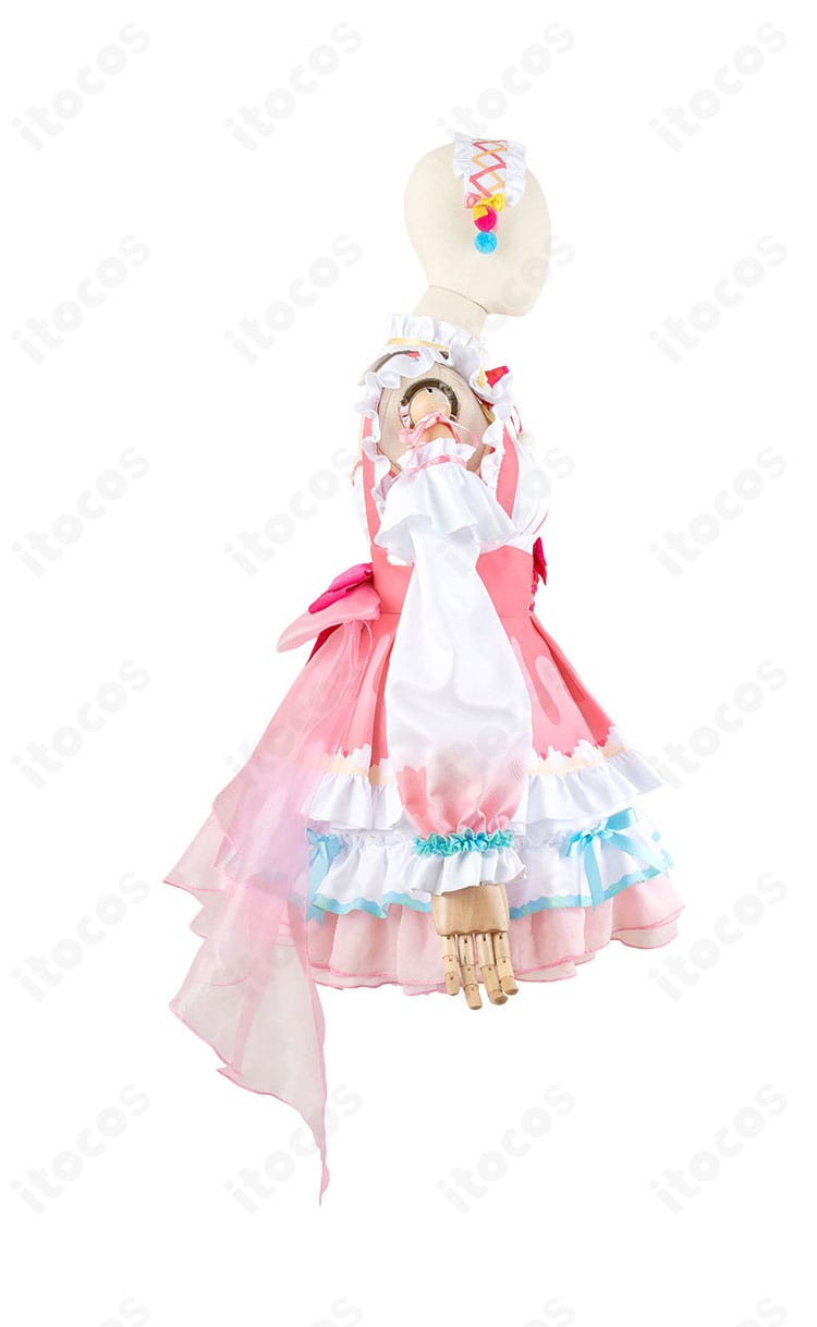 さくらみこ正月衣装コスプレの右側ディテール画像。右サイドのリボンや装飾の形状をクローズアップ。