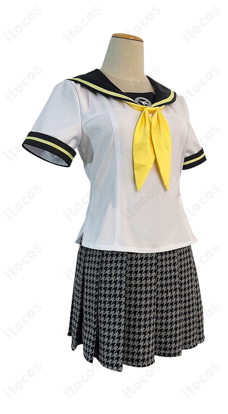 ペルソナ4 久慈川りせ コスプレ衣装の右側面。立体的な仕立てによるウエストから裾へのきれいなライン