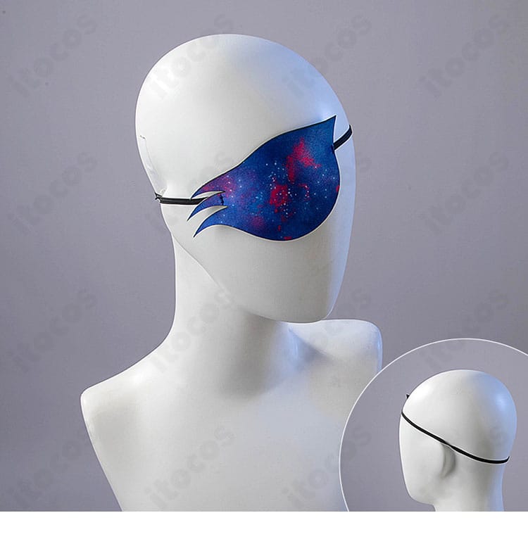 眼帯のディテール。特徴的アクセサリーの形状と装着イメージが分かる