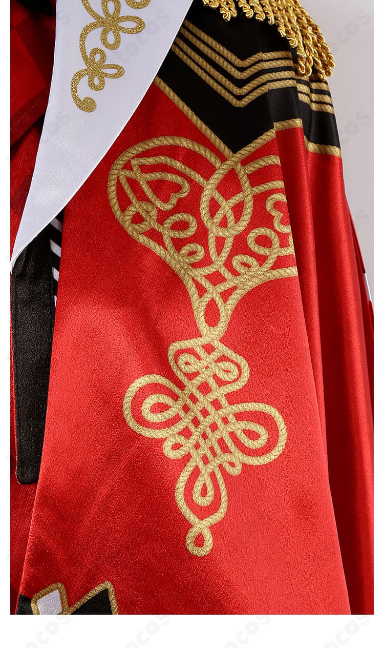 エース・トラッポラ衣装の襟元ディテール。襟飾りとネクタイの質感・配置が確認できる。