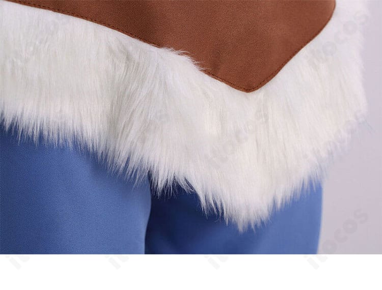 腰布の装飾ディテール。複雑なパターンを美しく再現し、動きに合わせて表情が出る設計。