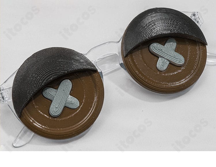 IdentityV 人形師コスプレ用眼鏡の装飾アップ。フレーム形状と色味が分かるアクセント小物の写真。