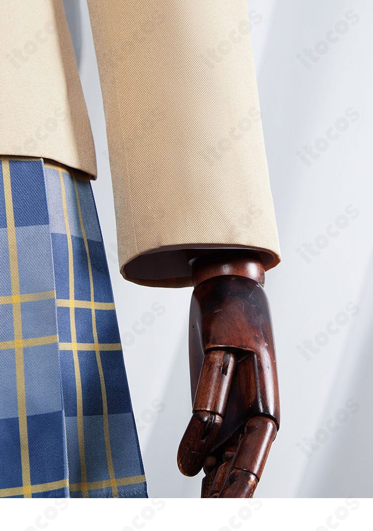 袖口意匠の接写。上品な袖口ラインと縫製の整いを見せるディテールカット