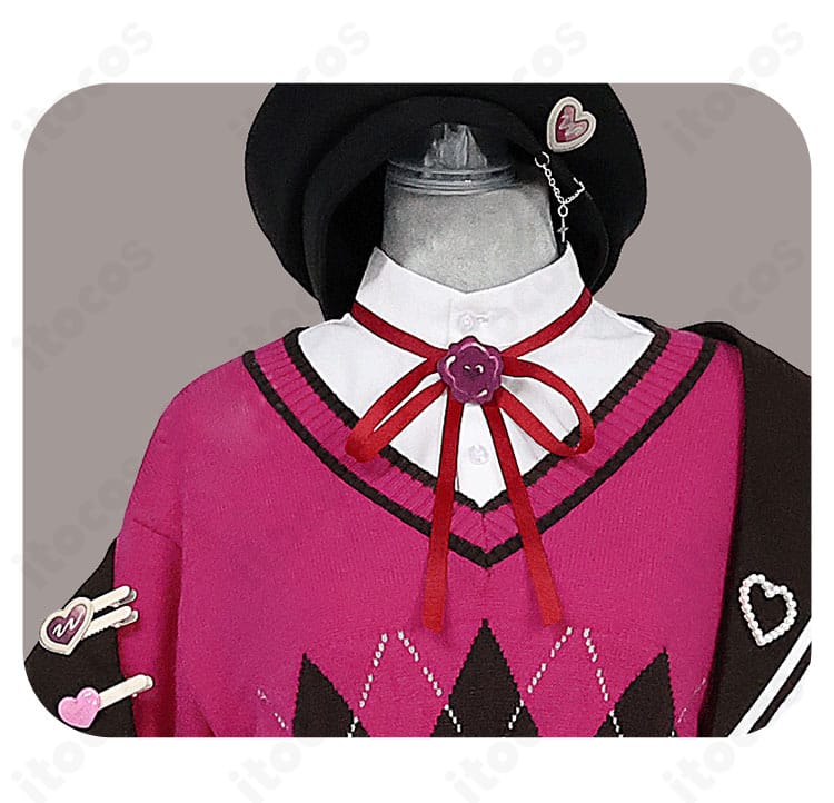 青柳冬弥 コスプレ衣装 襟元装飾のアップ。リボンと留め具の質感・配置を確認できるディテール。