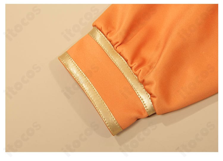 外套袖口の装飾ディテール。カフ部の意匠と質感