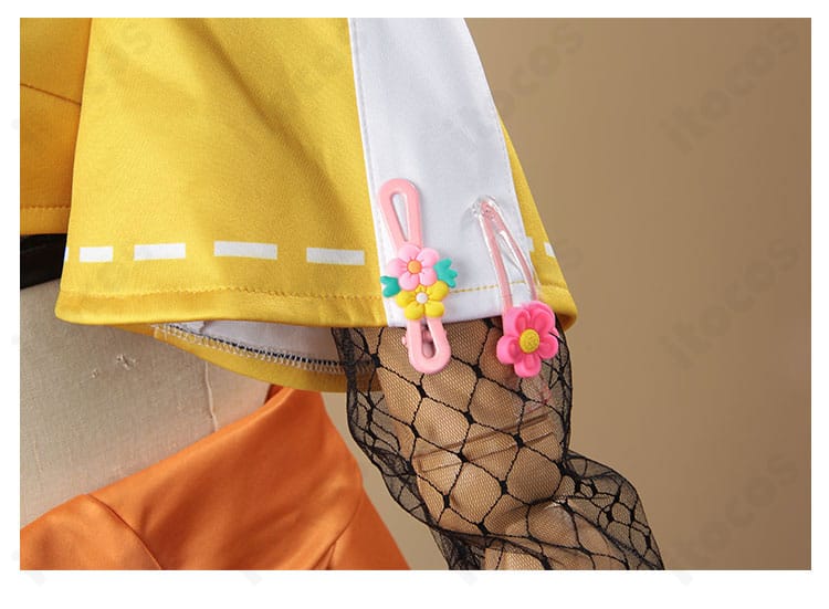 袖パーツの装飾ディテール。アクセントになる意匠のアップ