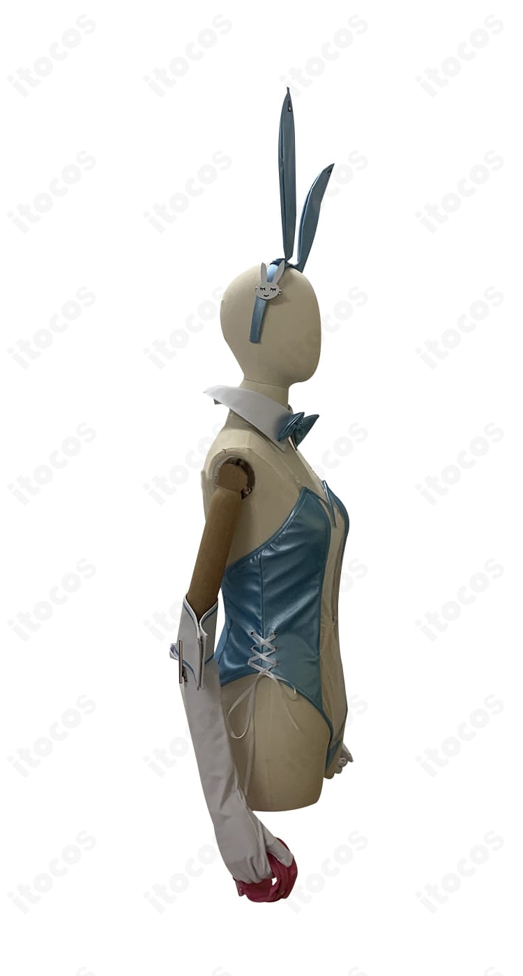 メアリー メディカルラビットの右側面。シルエットの流れと手袋・髪飾りの位置関係を示すディテールビュー。