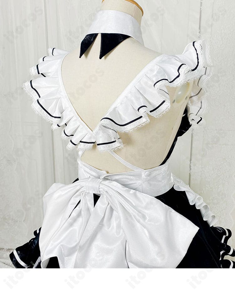 背中のリボン飾りの接写、ボリュームと質感が分かる