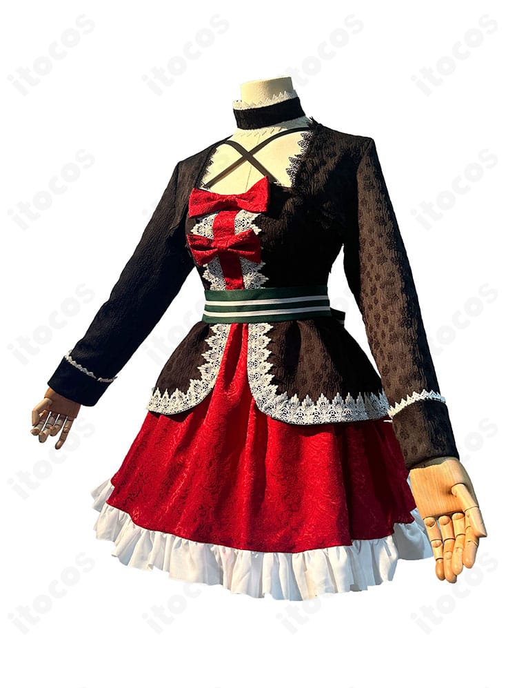 小鳥遊六花 クリスマス衣装の側面。袖やウエストライン、装飾配置のシルエットが分かるアングル。