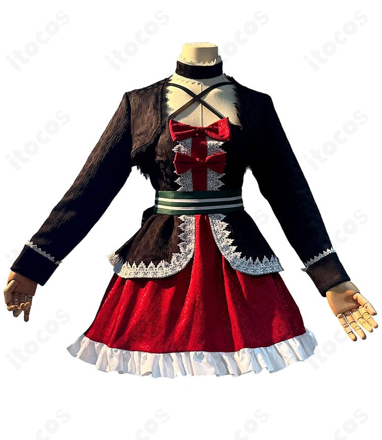 小鳥遊六花 クリスマス衣装の正面アップ。ワンピースとチョーカーのデザインが分かるディテール重視の写真。