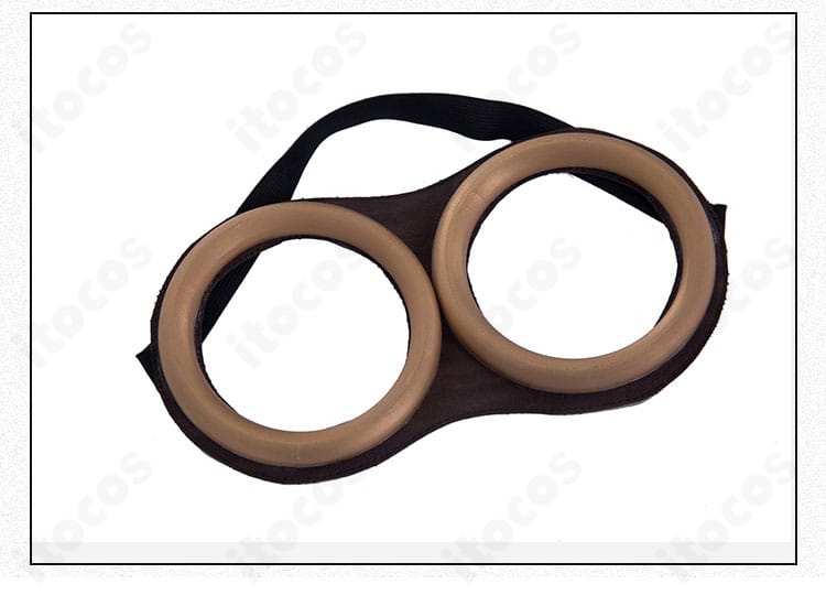 アローン衣装に付属するメガネのディテール。フレーム形状と質感を明瞭に示す。