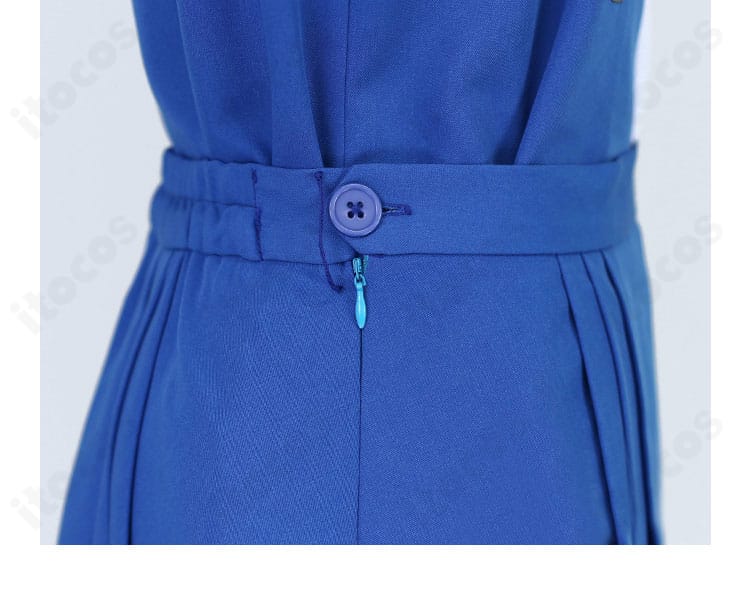 花嵐エリ コスプレ衣装 スカートのボタンとチェーン。立体感のあるアクセサリー配置