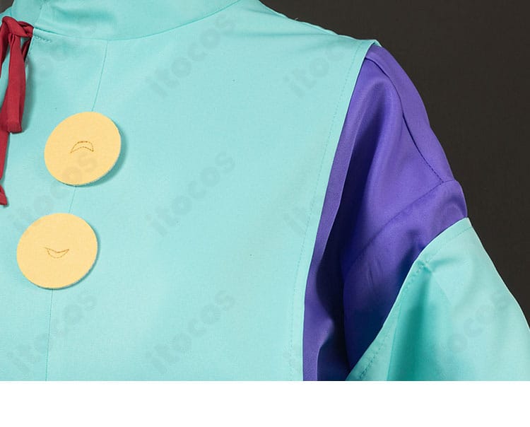 肩周りの装飾ディテール。切り替え線の整いと質感差で時行らしい印象を再現。