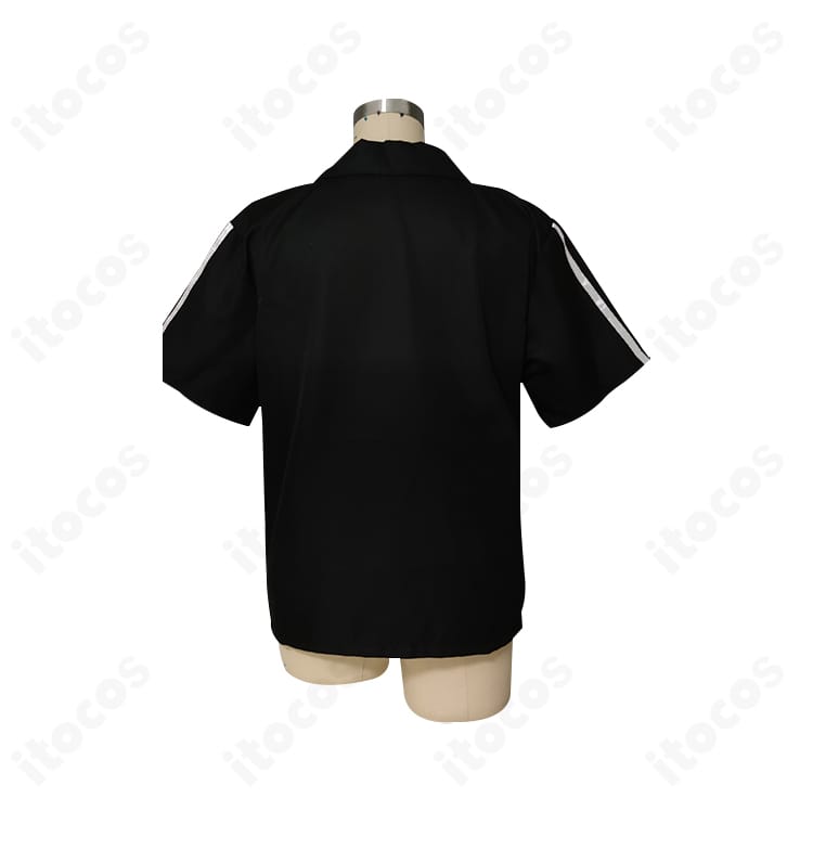 背面ディテール。葵ゆうた 私服コスプレ衣装の後ろ姿とイベント向けの着用感を示す画像