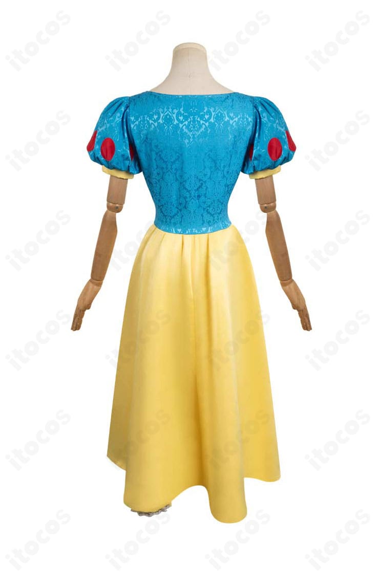 白雪姫クラシックドレス背面。後ろ姿のシルエットと裾のドレープが分かる全身ショット。