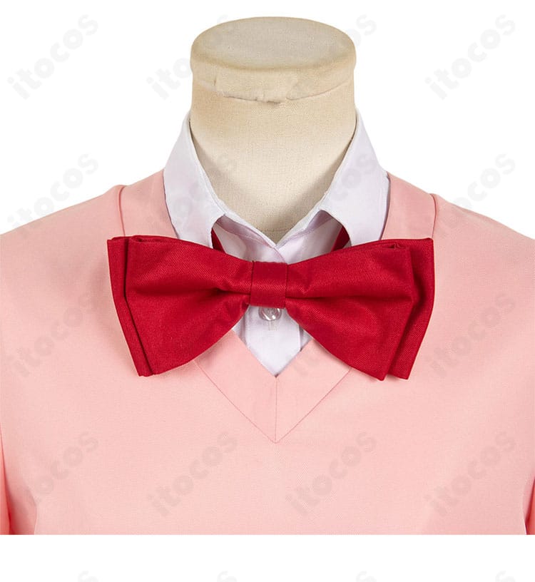 綾瀬桃コスプレ衣装の蝶ネクタイ装飾アップ。色味と結び部分の質感が分かる画像