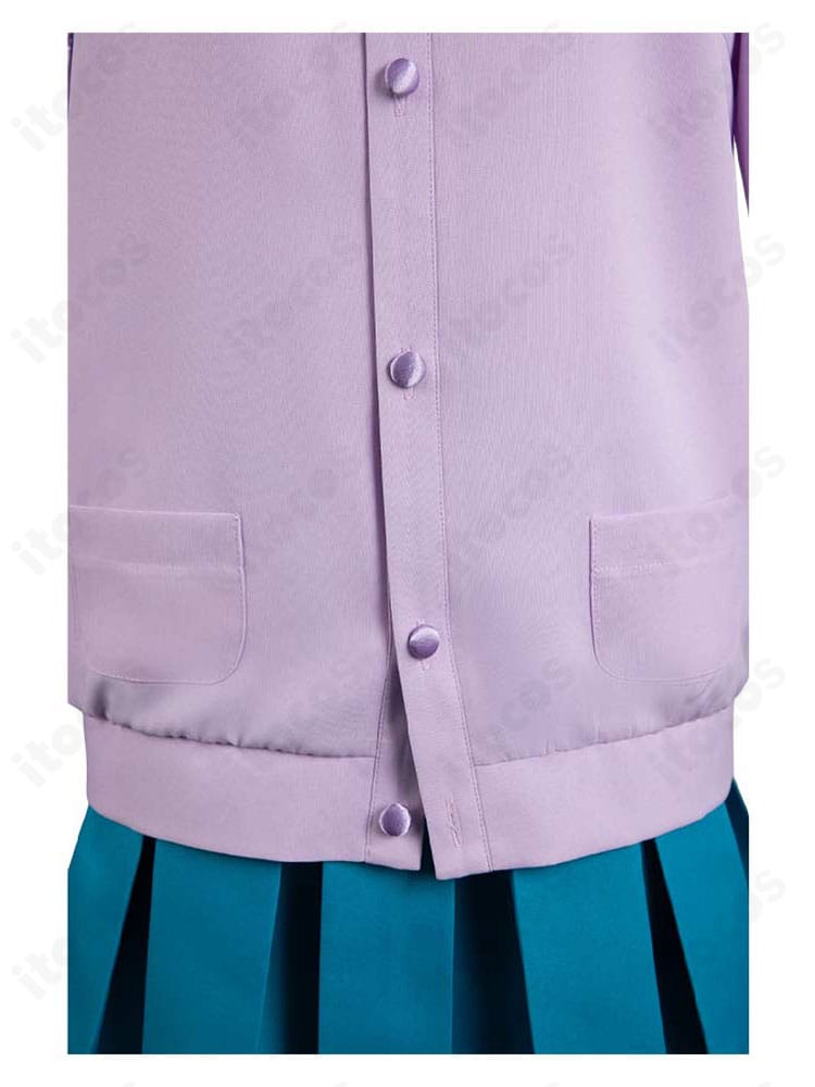 『君に届け』胡桃沢梅 コスプレ 襟元ディテール。シャツとコートの重なり、門襟の仕上げを近接で確認。