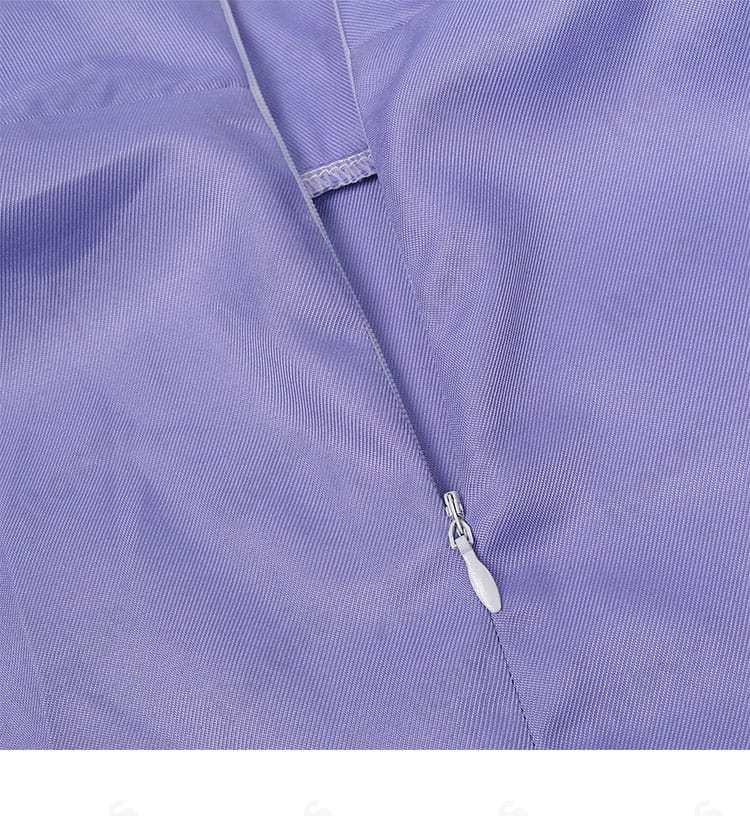 衣鎖（チェーン）部分の拡大。質感と取り付け位置が分かる再現重視のディテール。