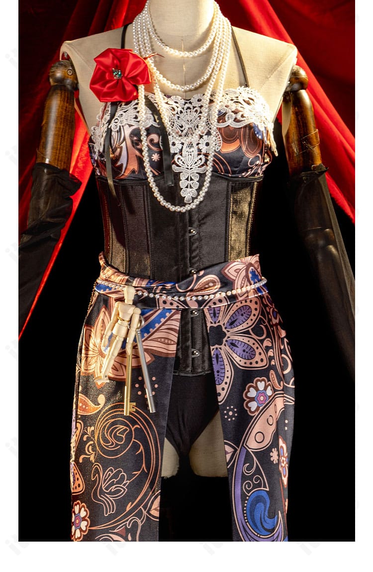 インナー（ベアトップ等）の縫製と素材感を示す詳細。快適な着心地設計