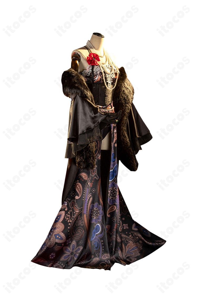 パール夫人コスプレのサイドビュー。コートのシルエットとスカートの広がりを確認できる