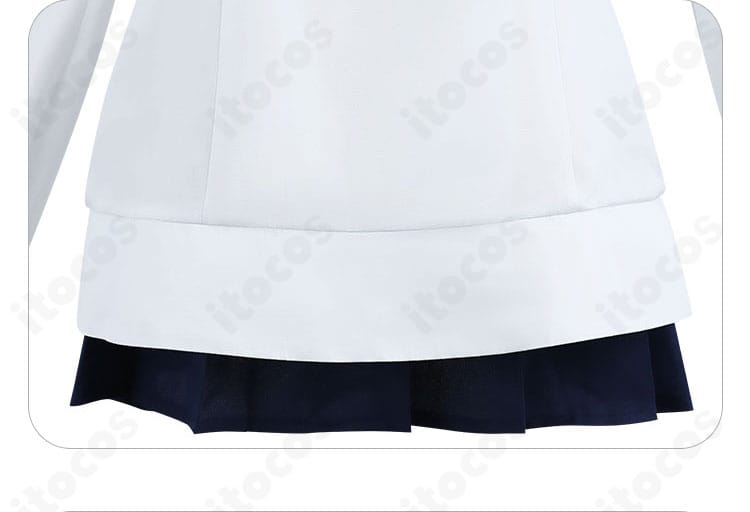 トップス装飾ディテールのクローズアップ。ボタン周りとトリムの再現性が分かる。