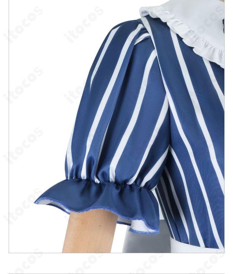 千代田莉々歌 メイド服 肩から袖の装飾アップ。刺繍と装飾の細やかな質感を表現