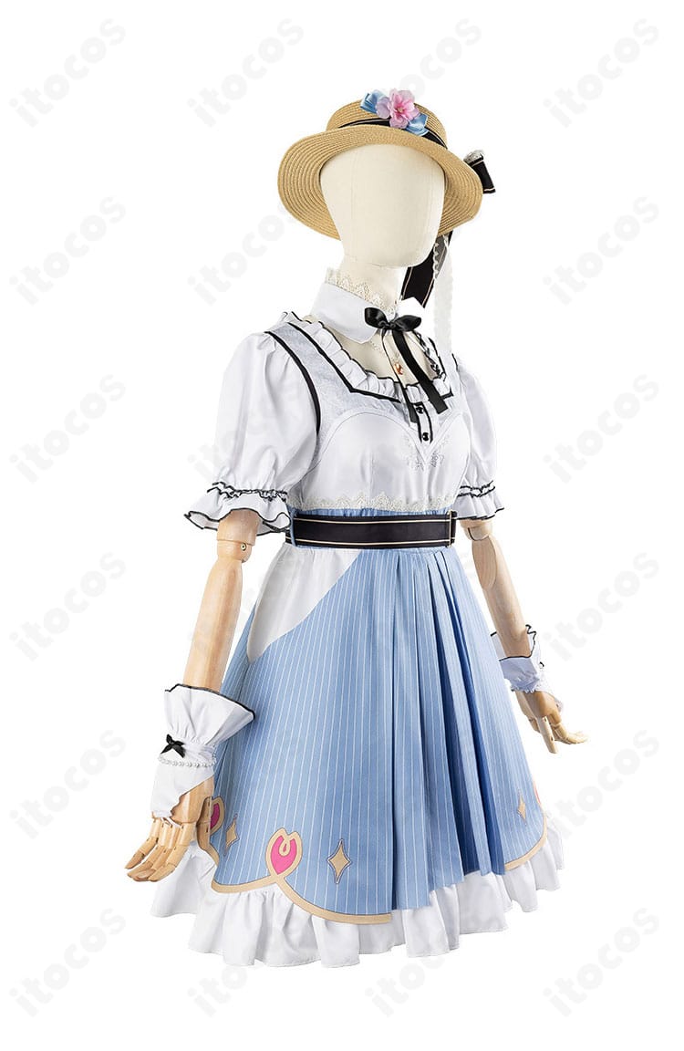 右側面から見たさくらみこデート服コスプレ。ウエスト位置とスカートライン、ベルト配置の見え方を確認できる画像