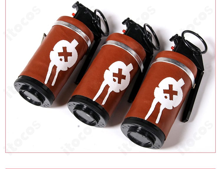 レイズ衣装のグレネード風缶装飾ディテール