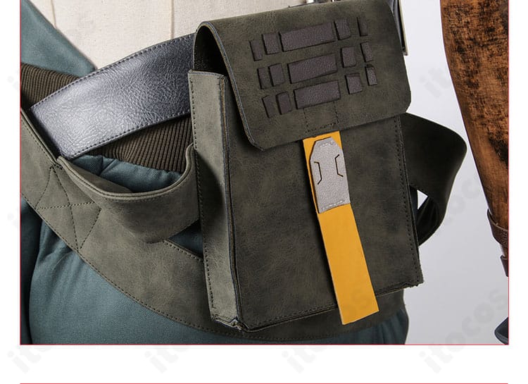 レイズ衣装の腰パック（ポーチ）装飾ディテール