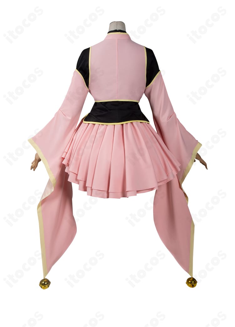 木之本桜 コスプレ衣装 背面全体 背中側のシルエットと装飾配置